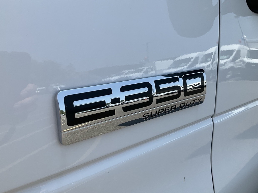 2025 Ford E-350 Base photo 3