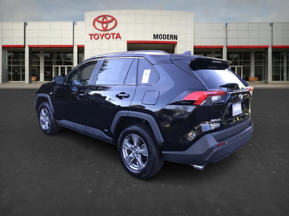 2024 Toyota RAV4 Hybrid LE photo 3