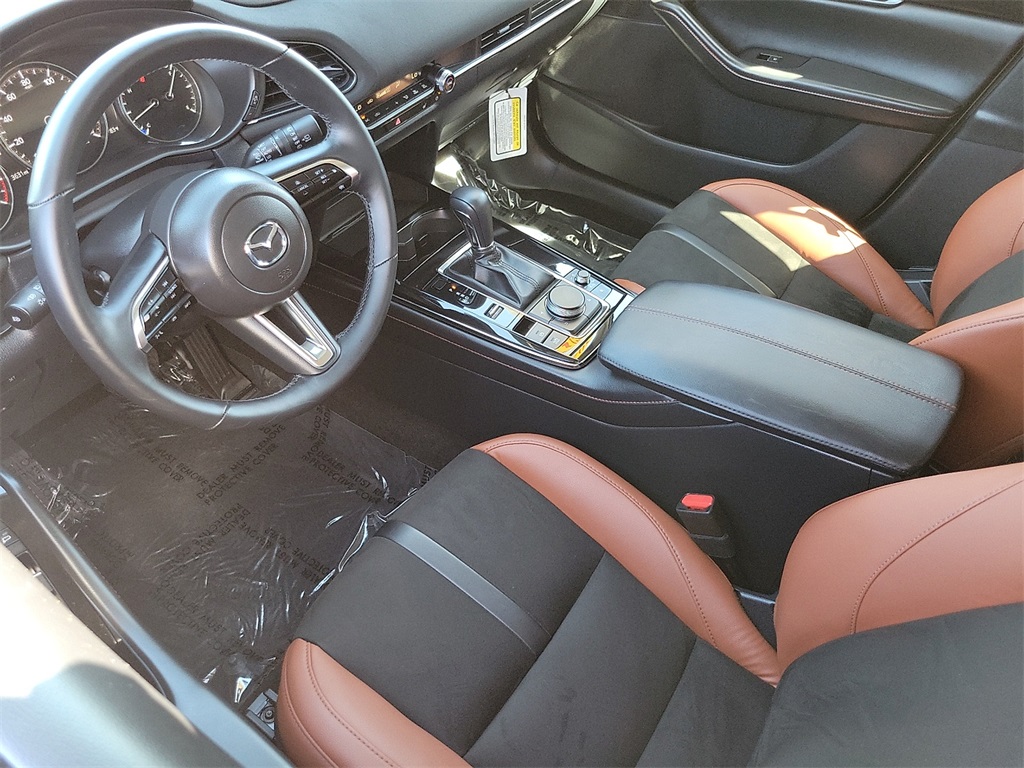 2025 Mazda CX-30 2.5 Carbon Turbo photo 4