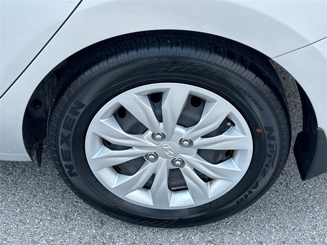 2021 Hyundai Accent SE photo 11