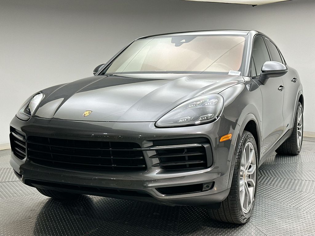 2021 Porsche Cayenne Coup S's photo