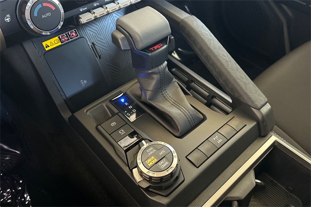 2025 Toyota Tacoma TRD Off-Road 4x4 Double Cab photo 23
