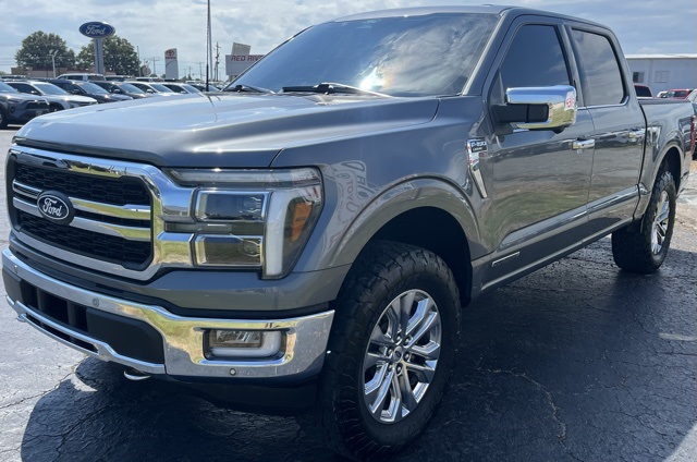 2024 Ford F-150 Lariat photo 3
