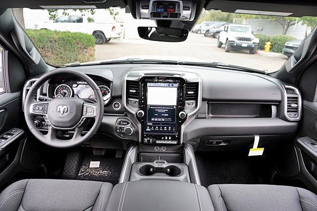 New 2026 Bright White Clear-Coat Exterior Paint RAM Big Horn/Lone Star image 26