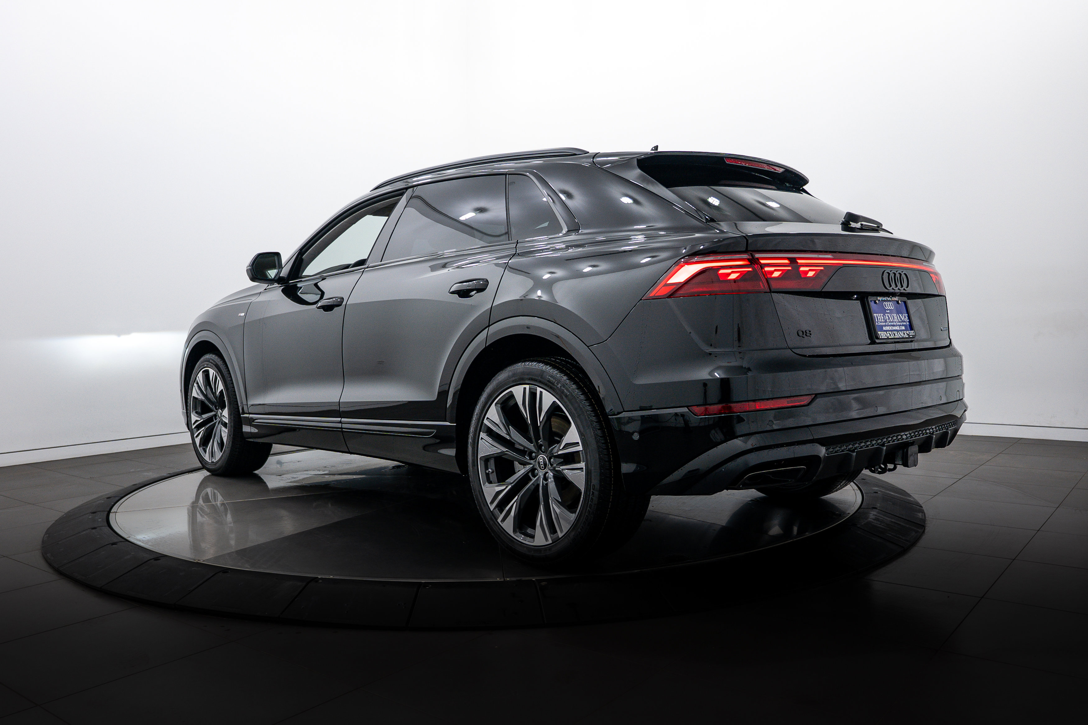 2026 Audi Q8 line Prestige photo 4
