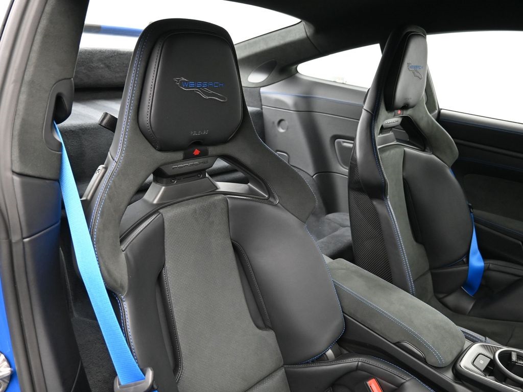 2025 Porsche 911 GT3 photo 9