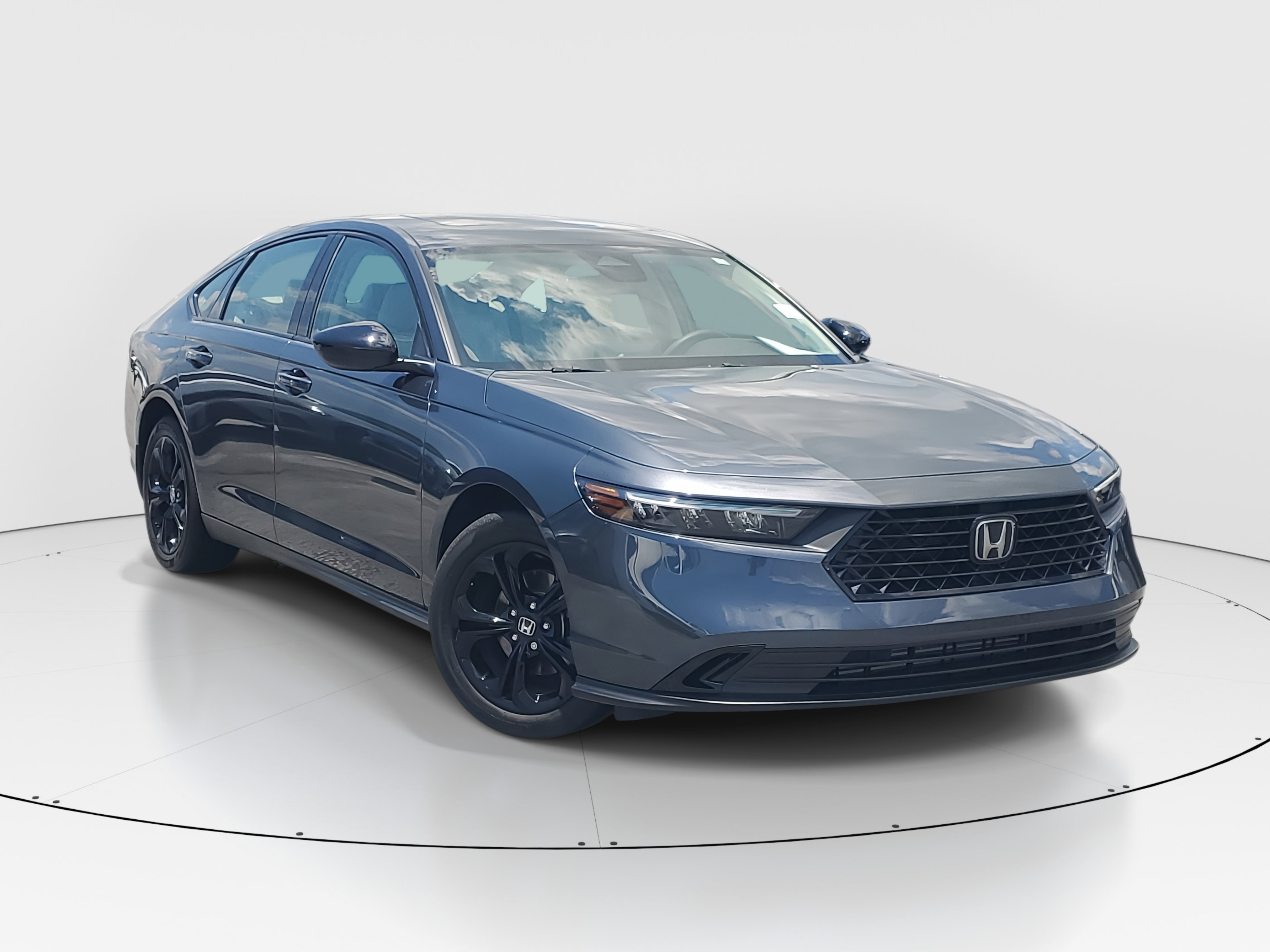 2025 Honda Accord SE photo 2