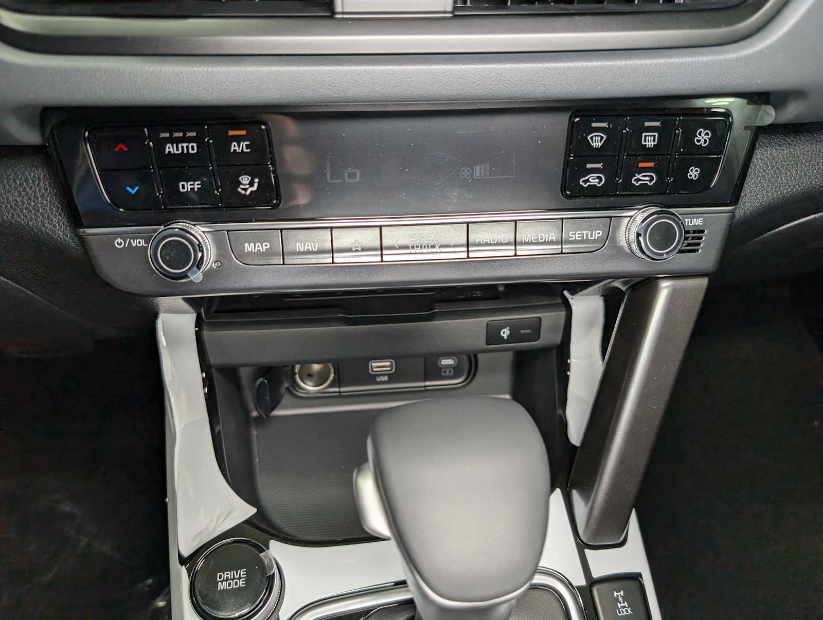 2026 Kia Seltos EX photo 23