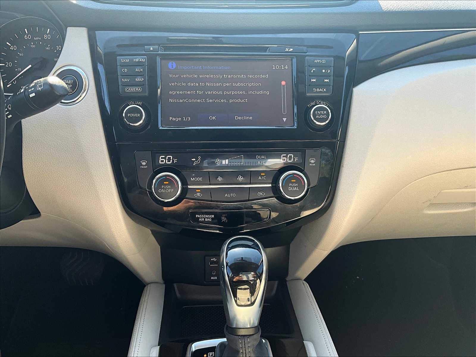 2018 Nissan Rogue Sport SL photo 25