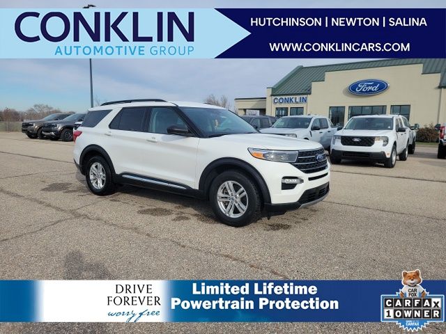 2023 Ford Explorer XLT's photo