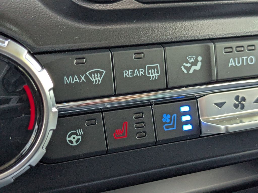 2025 Ford F-250 Lariat photo 23