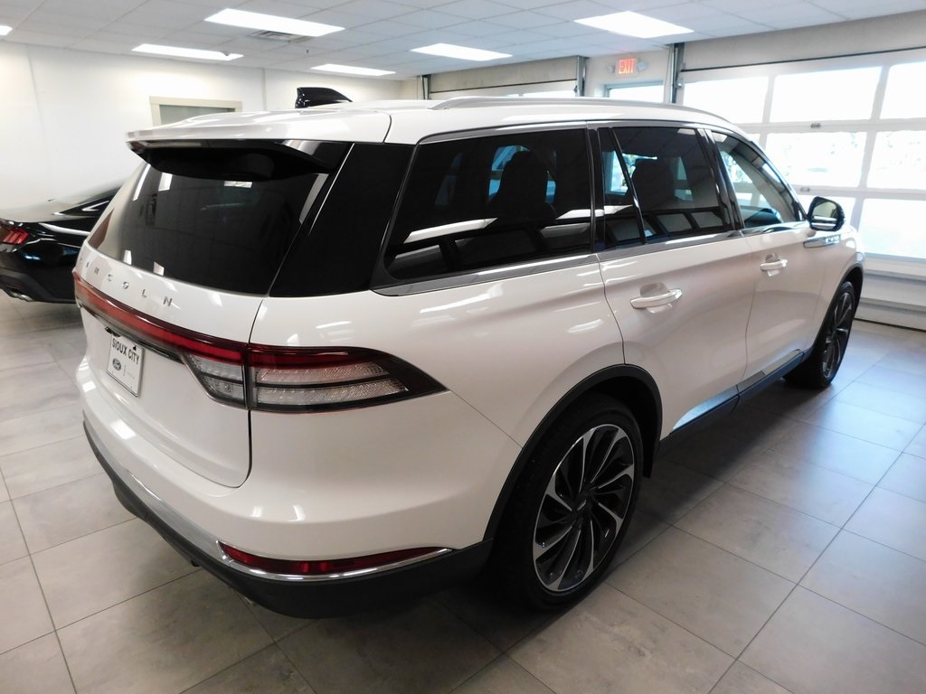 Image of Pre-Owned 2025 Lincoln Aviator Reserve