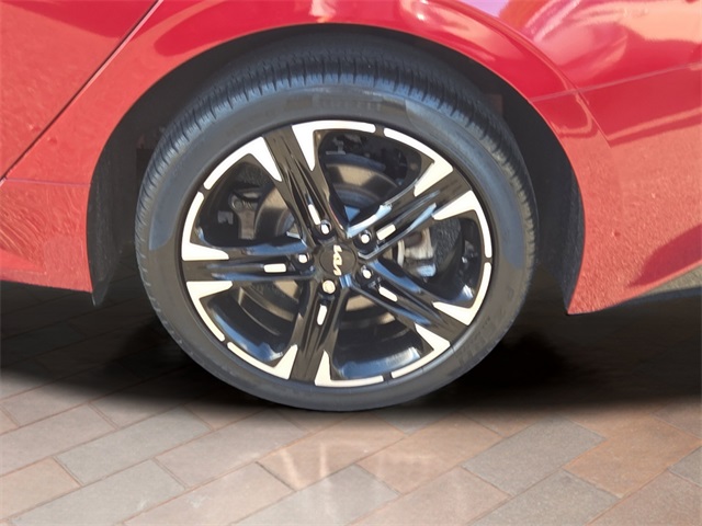 2022 Kia K5 GT-Line photo 21