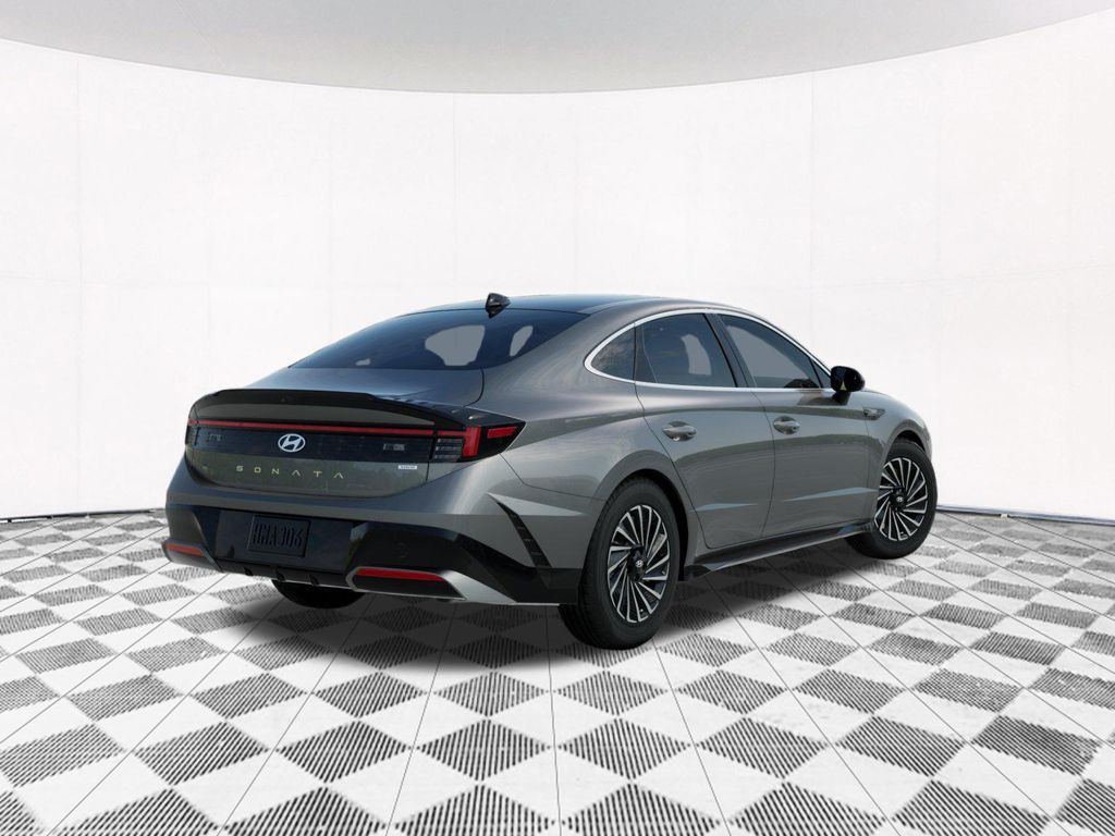 2026 Hyundai Sonata Hybrid SEL photo 3