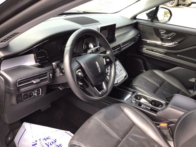 2022 Lincoln Corsair Standard photo 5