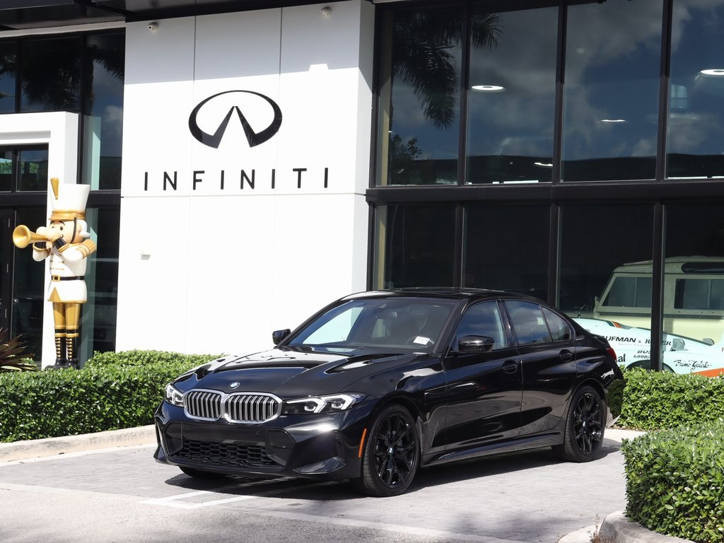 2025 BMW 3 Series 330i's photo