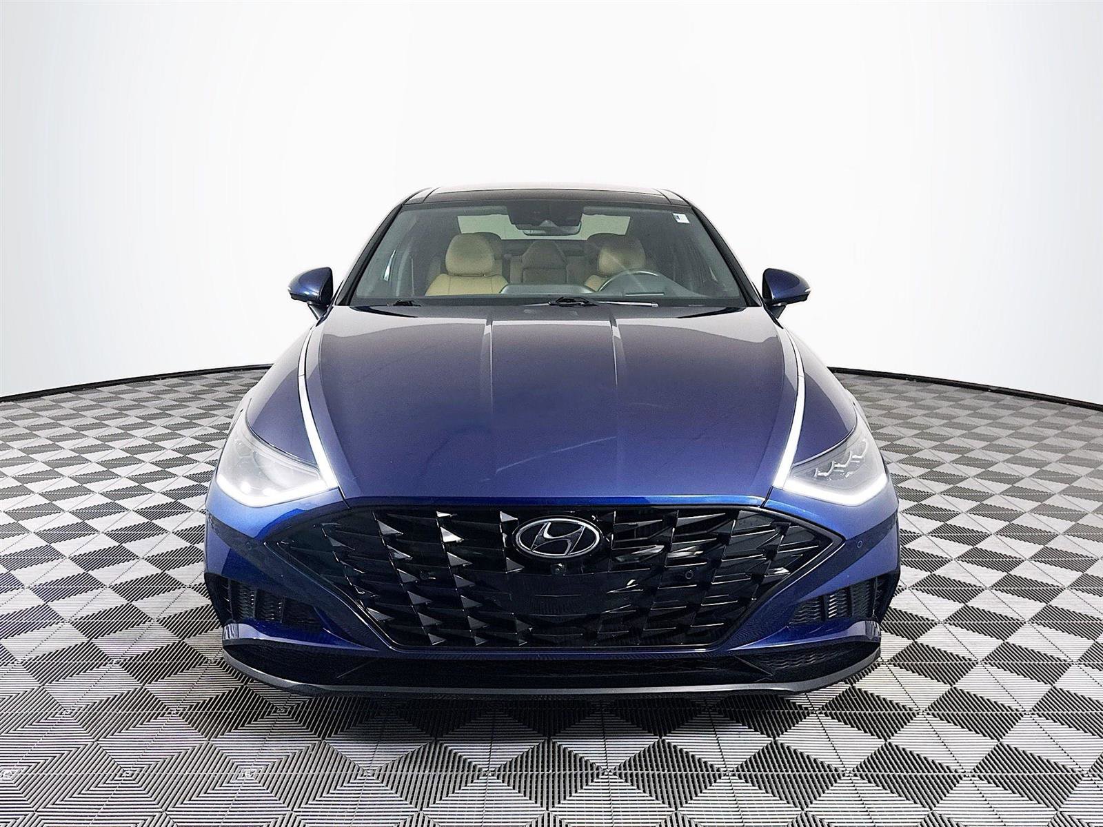 2020 Hyundai Sonata Limited photo 2