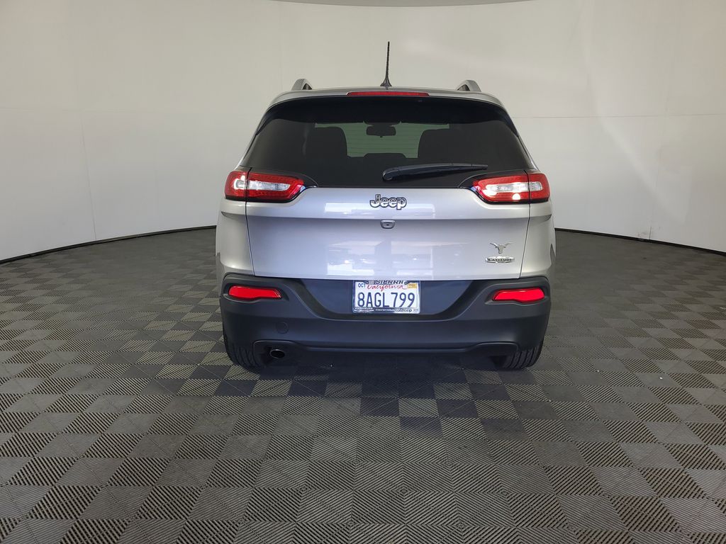 2018 Jeep Cherokee Latitude photo 5