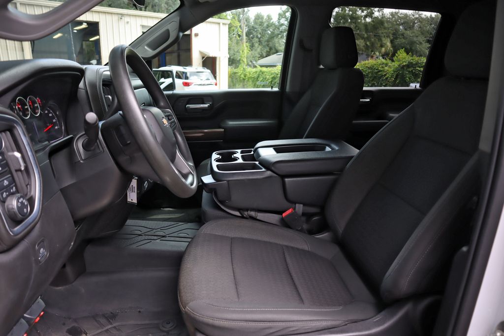 2022 Chevrolet Silverado 2500HD LT photo 20