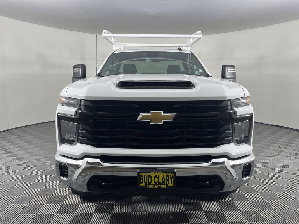2025 Chevrolet Silverado 2500HD Work Truck photo 2
