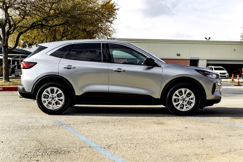 2024 Ford Escape Active photo 4