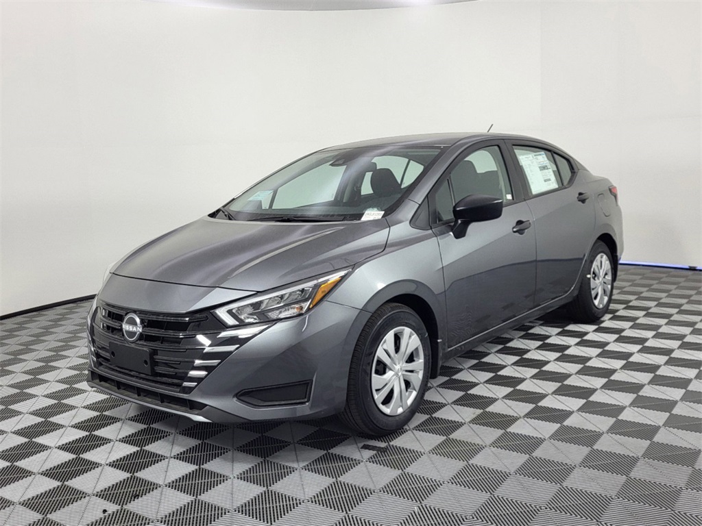 2025 Nissan Versa Sedan S's photo