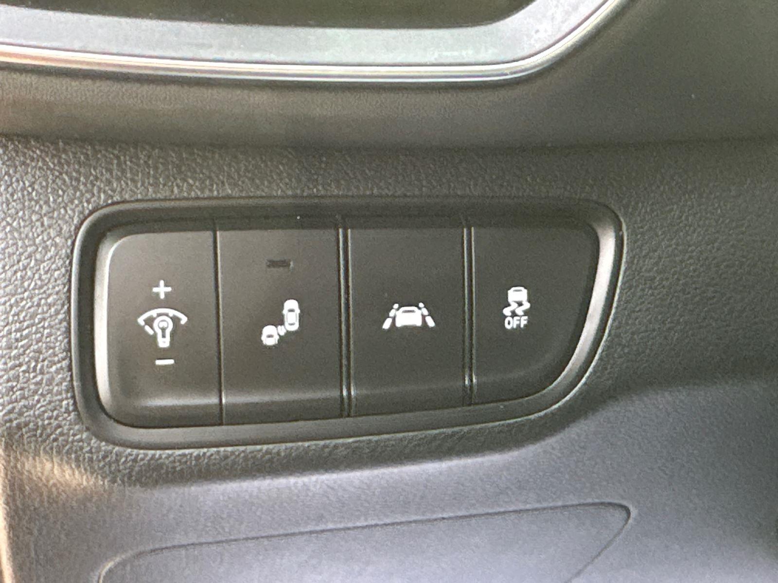 2019 Hyundai Santa Fe SEL photo 11