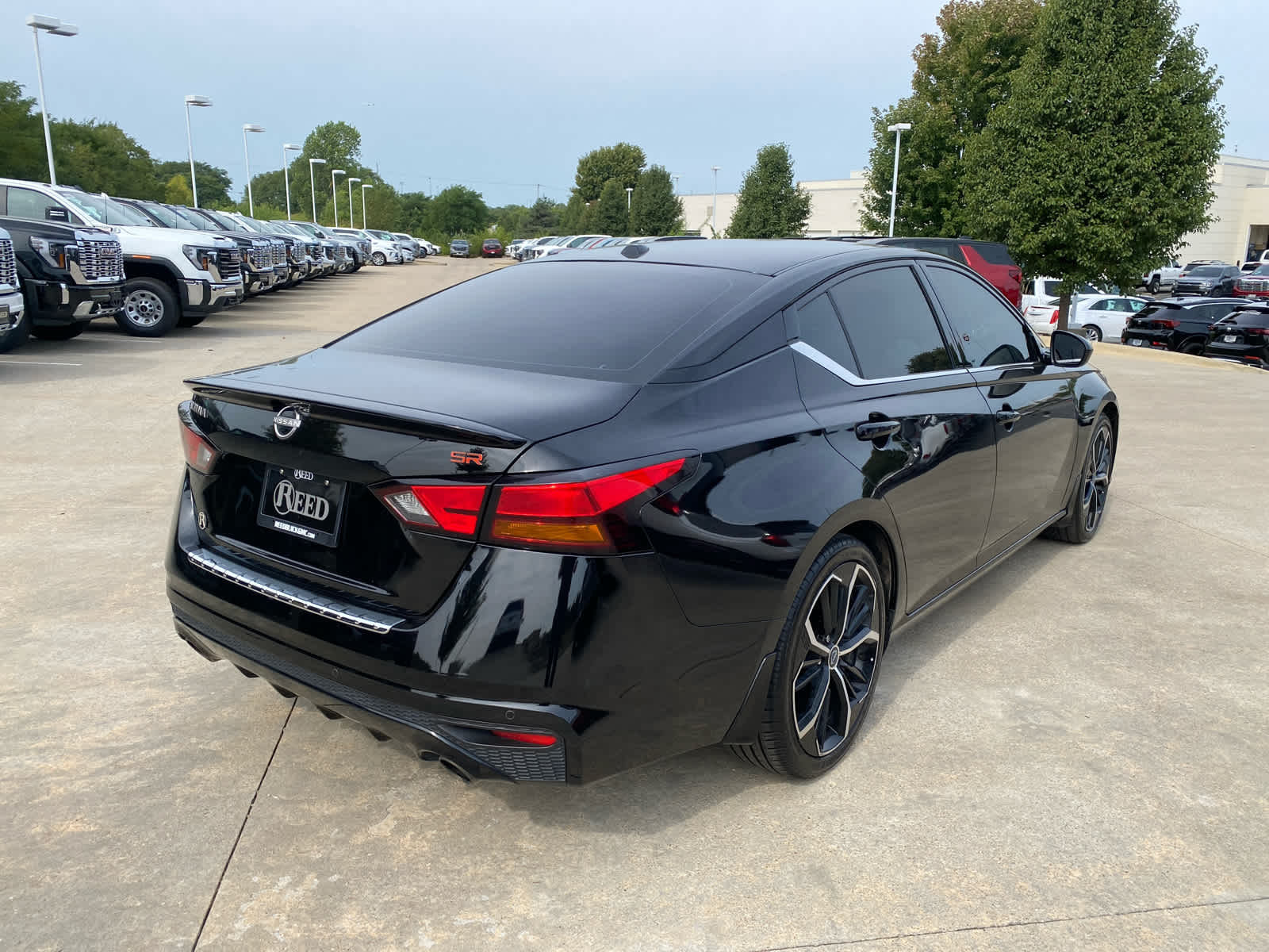 2023 Nissan Altima 2.5 SR photo 4