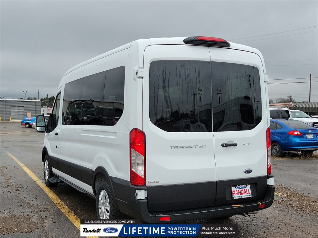 2024 Ford Transit Passenger Van XLT photo 4