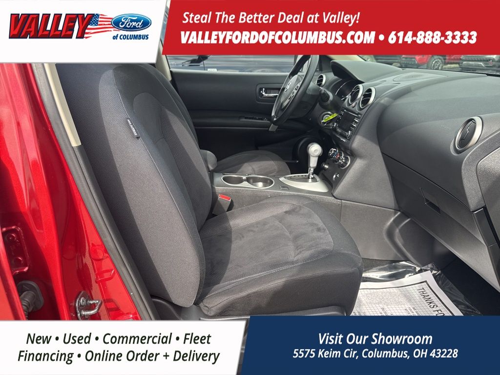 2014 Nissan Rogue Select S photo 19