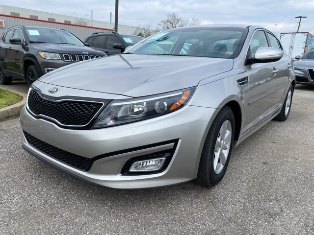 2015 Kia Optima LX photo 3
