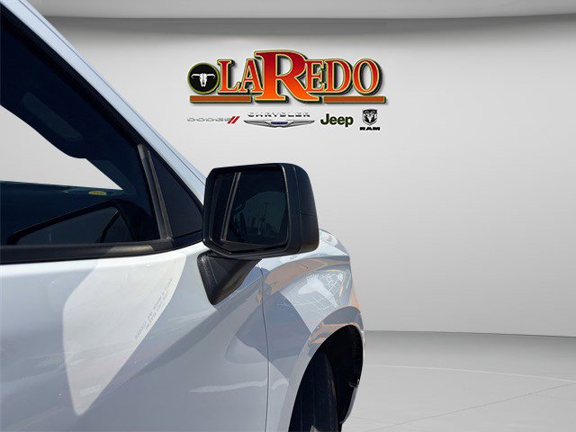 2023 Chevrolet Silverado 1500 Custom photo 11