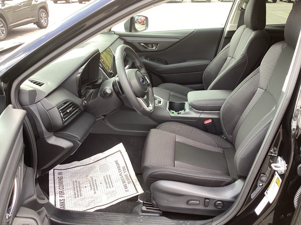 2025 Subaru Outback Premium photo 13