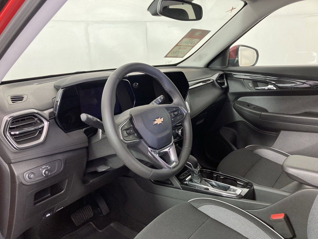 2026 Chevrolet Trailblazer LT photo 12
