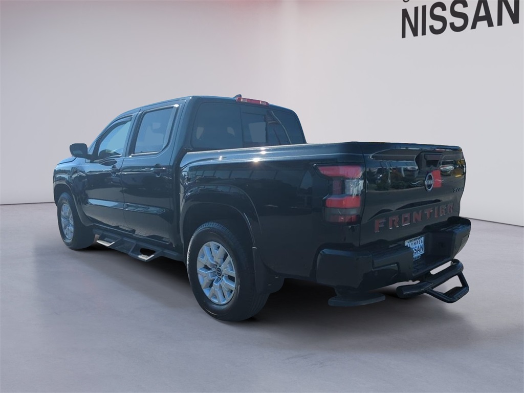 2022 Nissan Frontier SV photo 6