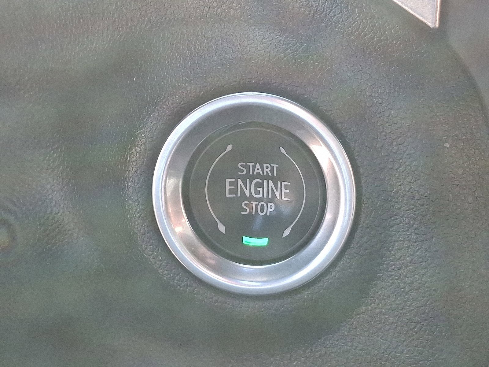 2022 Chevrolet Silverado 1500 RST photo 25