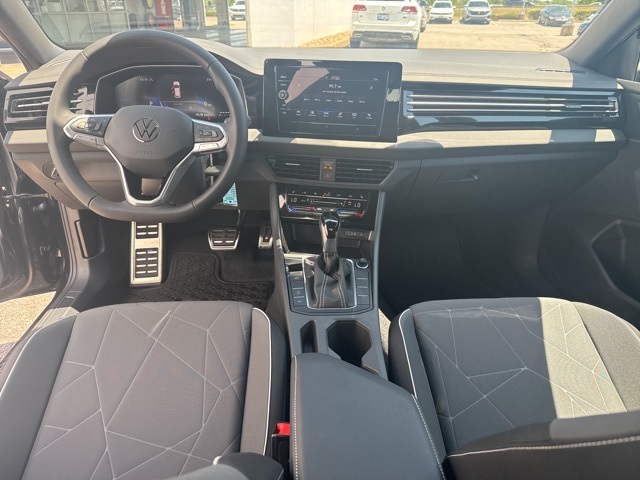 2025 Volkswagen Jetta 1.5T Sport photo 20