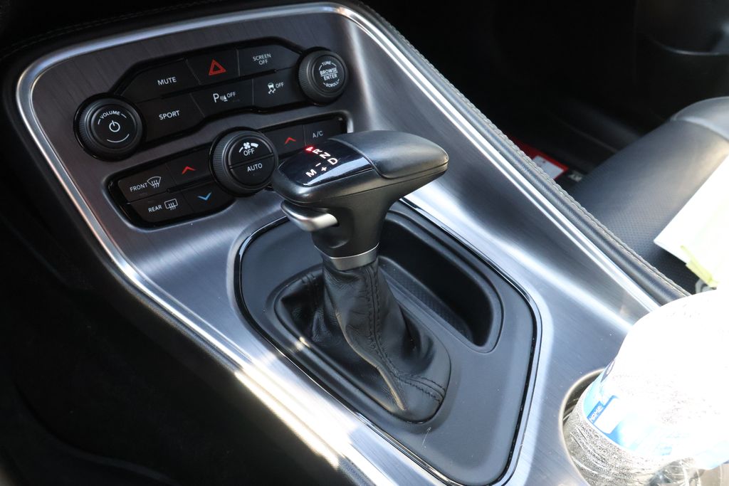 2018 Dodge Challenger R/T photo 24