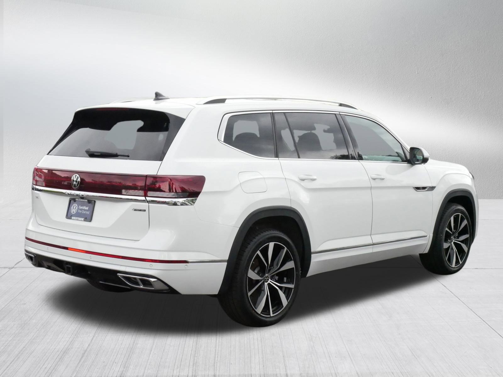 2024 Volkswagen Atlas SEL Premium R-Line photo 7
