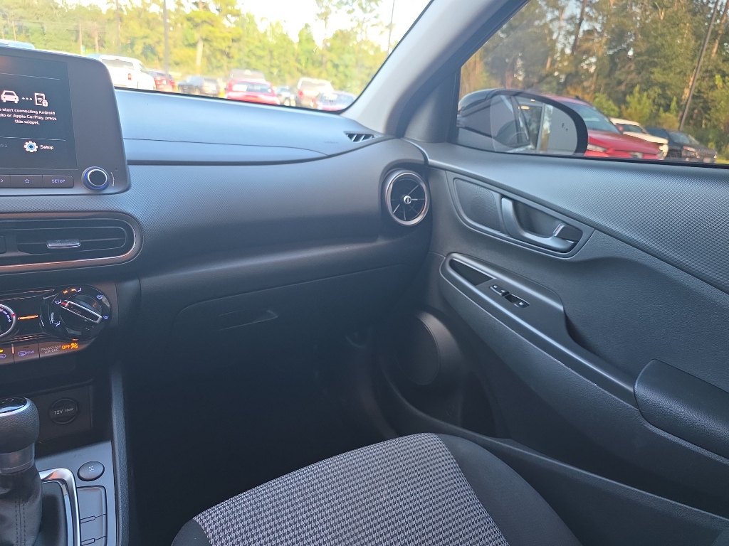 2023 Hyundai Kona SE photo 20