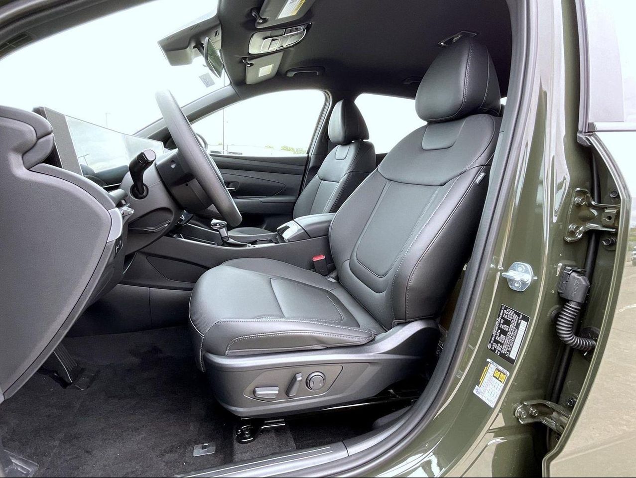 2025 Hyundai Santa Cruz SEL photo 8