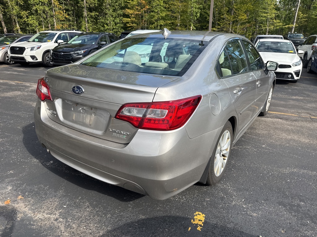 2017 Subaru Legacy 2.5i Premium photo 6