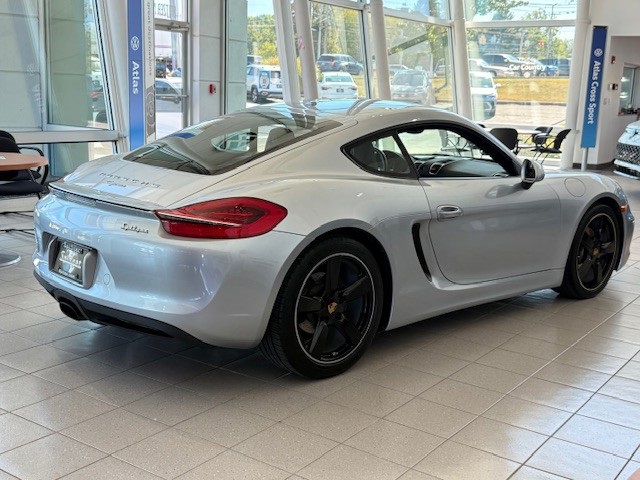 2015 Porsche Cayman Base photo 4