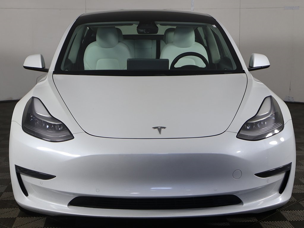 2021 Tesla Model 3 Standard Range Plus photo 4
