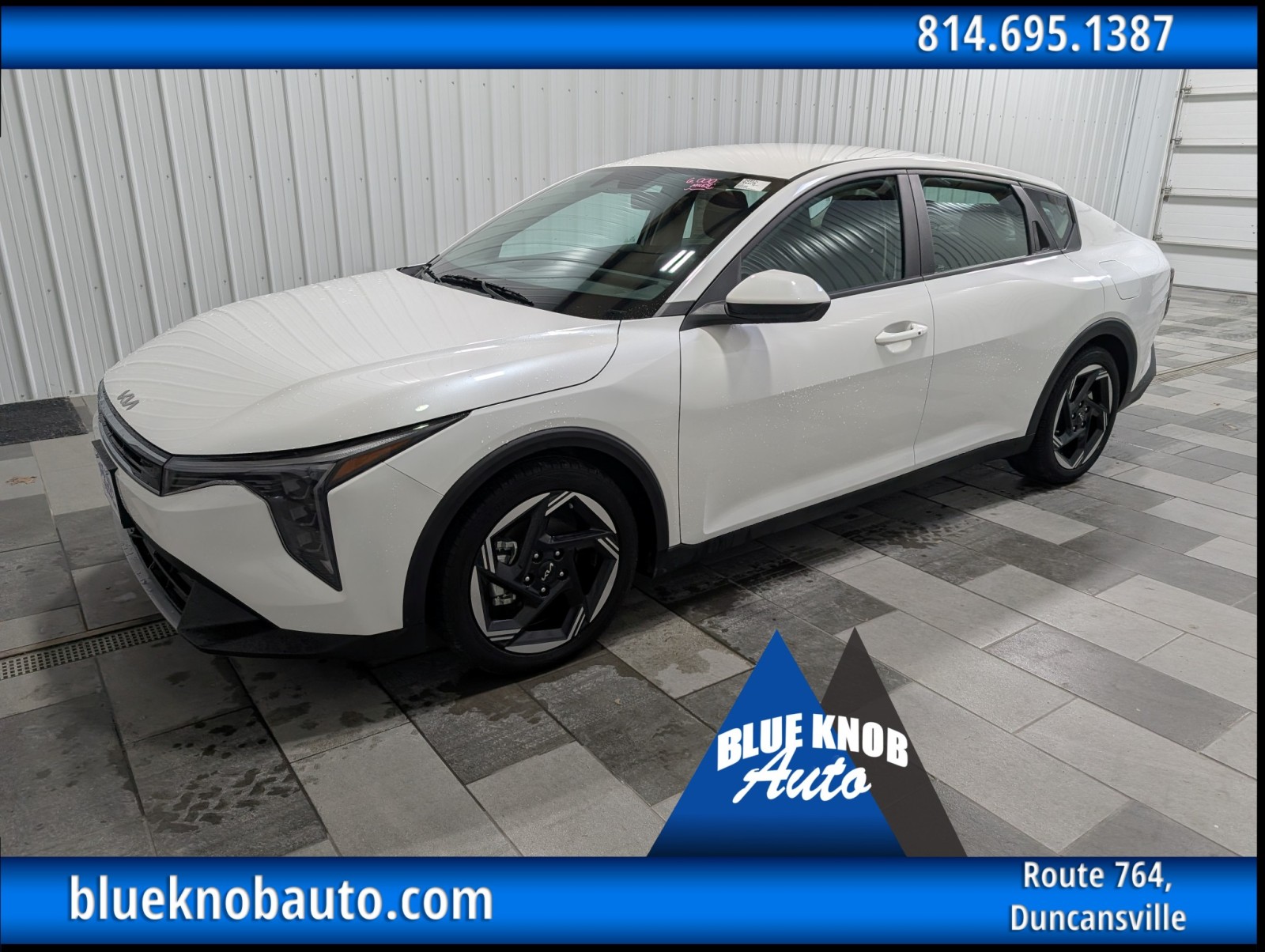 2025 Kia K4 EX's photo