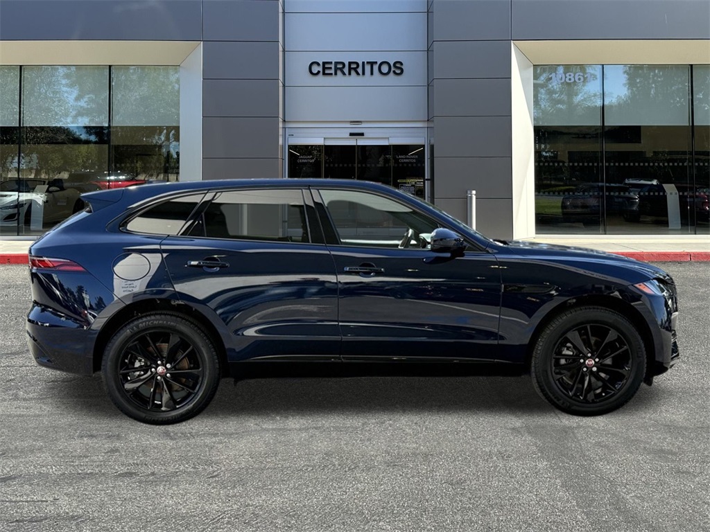 2022 Jaguar F-PACE P250 S photo 4