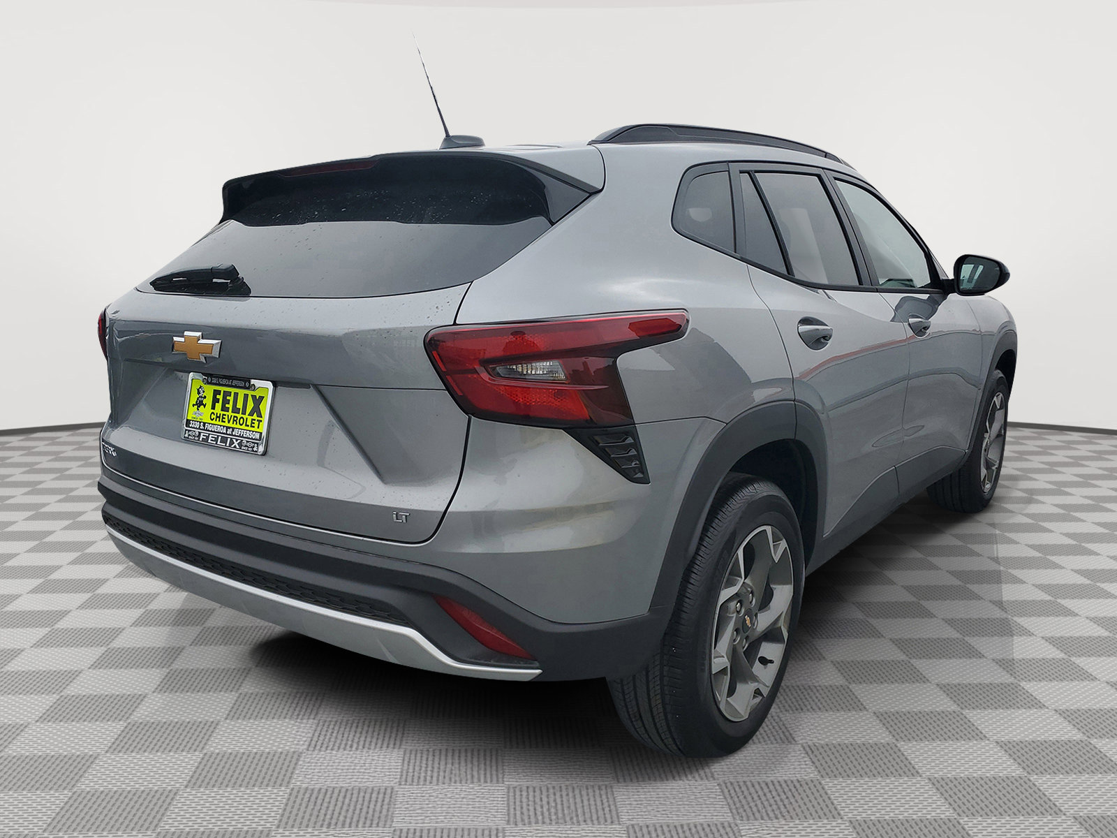 2026 Chevrolet Trax LT photo 3