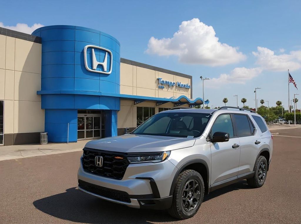 2025 Honda Pilot TrailSport's photo