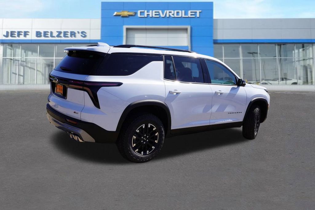 2026 Chevrolet Traverse Z71 photo 3