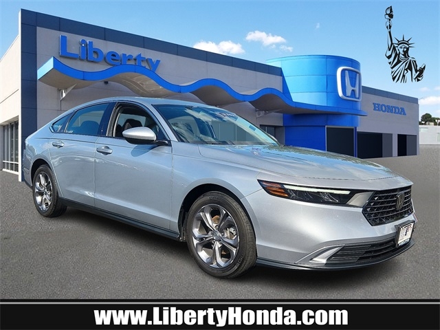 2024 Honda Accord EX's photo